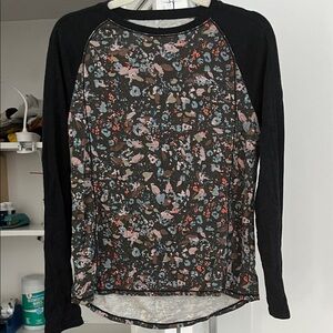 LL Bean Midweight Merino Wool Long Sleeve Top Sz Medium